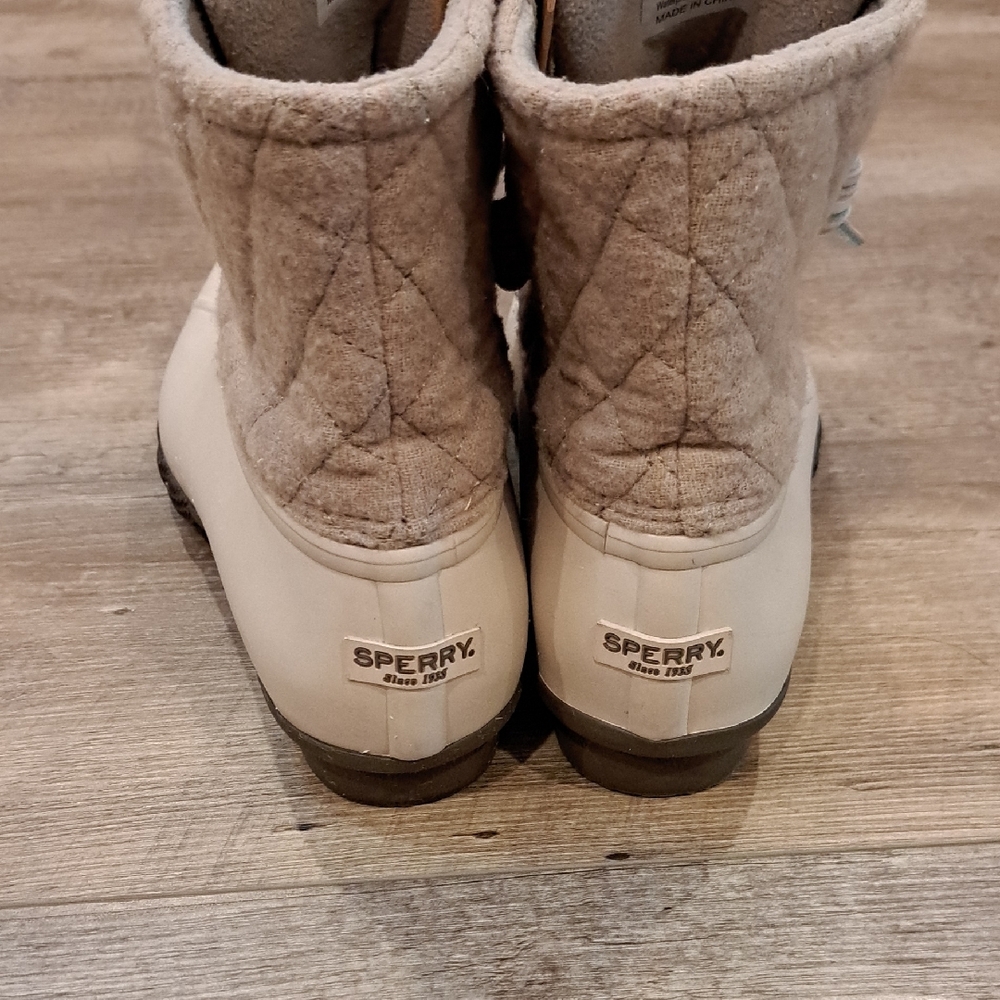 Sperry Saltwater Cream and Tan Duck Boots - Picture 3 of 6
